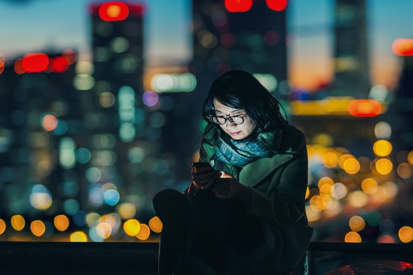 Negen op tien Nederlandse ouders delen hun werklaptop met hun kinderen,  zonder oog voor cyberrisico